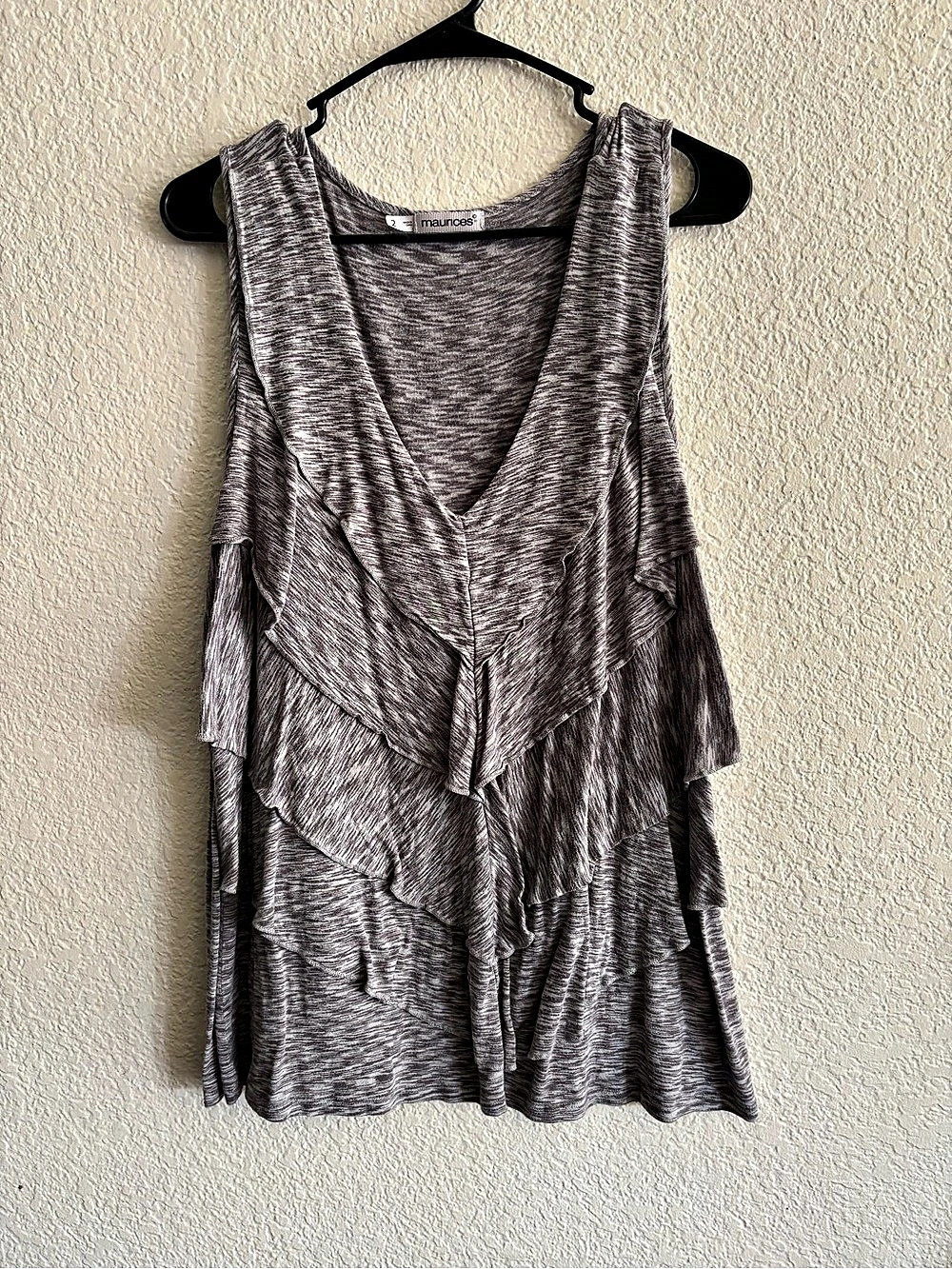 maurices Ruffled Tank Top in Gray Size 2 Like New